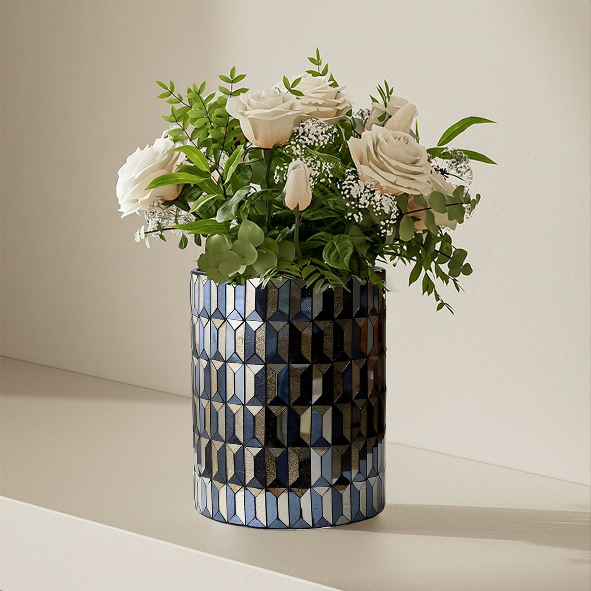 Modern Black & Gold Mosaic Bathroom Trash Can – 6L
