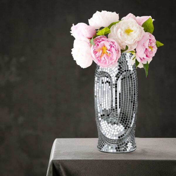 silver-vase